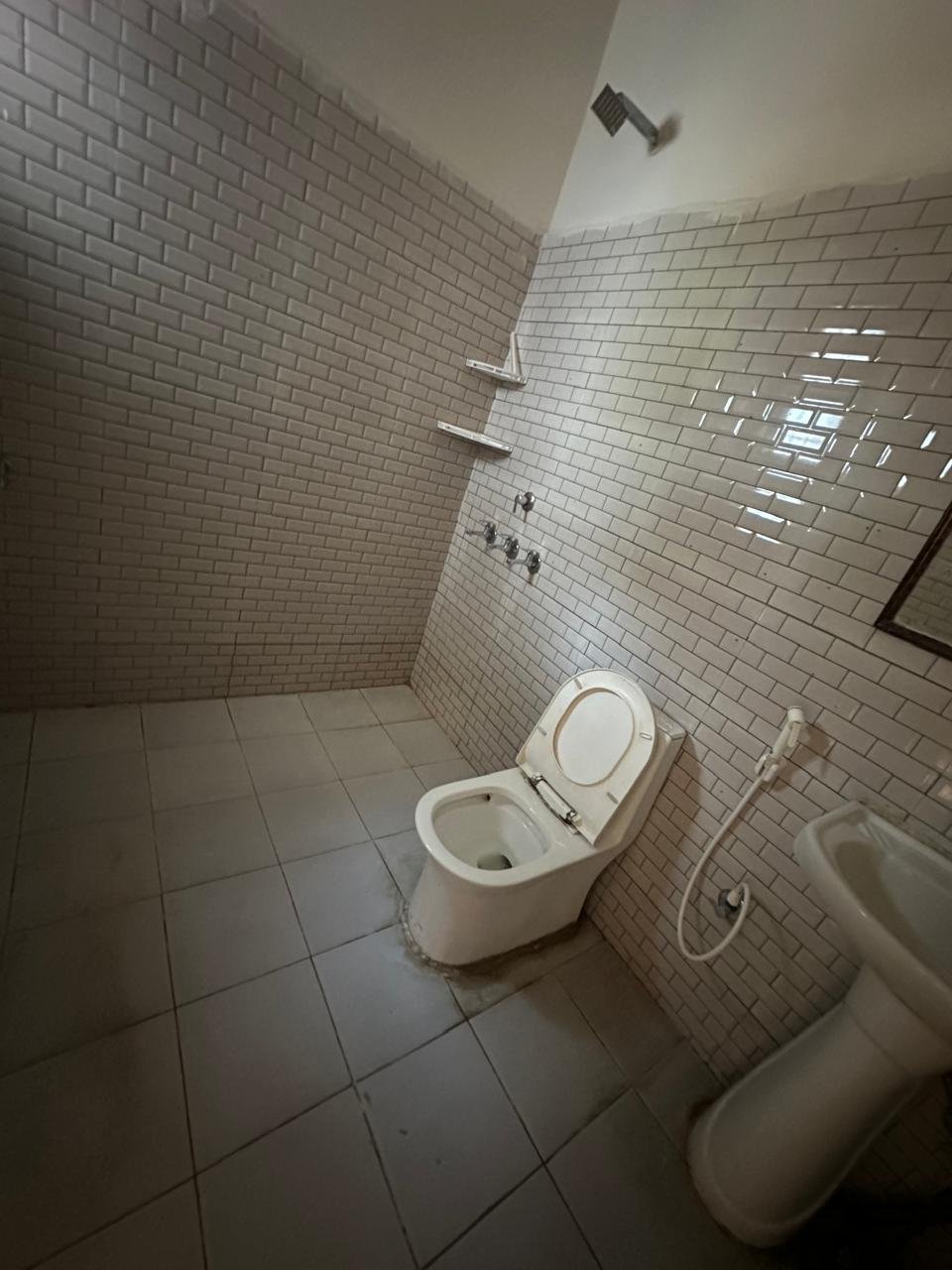 Independent bungalow at Rajpur road